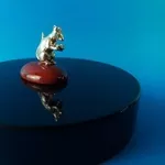 Серебряную миниатюрную фигурку Крысы на 2020 год