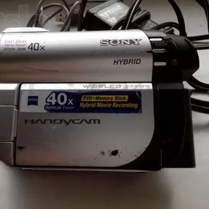 продам видеокамеру Sony DCR-DVD610E