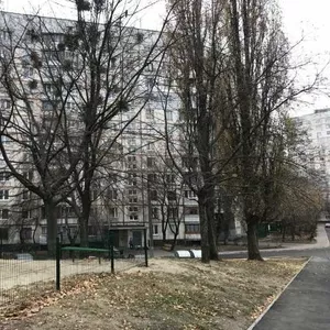 Продaм 2-х комн. квартиру на Салтовке,  626 м-н.