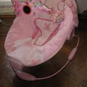  розовенькое))))))) кресло-качелю Bright starts pretty in pink 