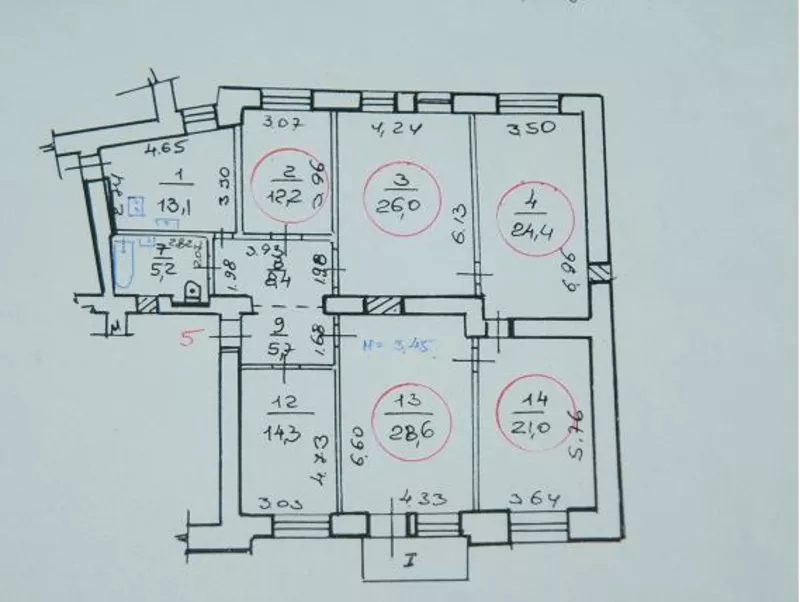 Продам 6 ти комнатную квартиру в центре срочно 2