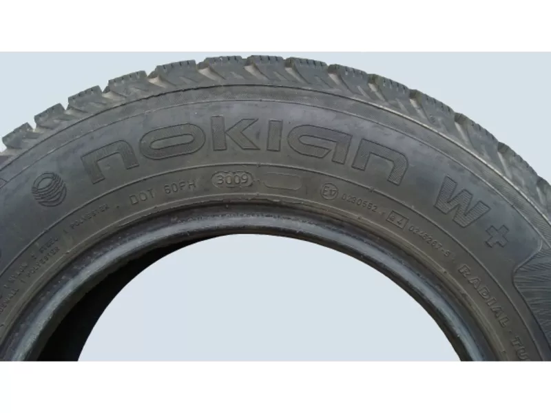 Продам 4 зимние шины 175/70 R13 Nokian W+  2