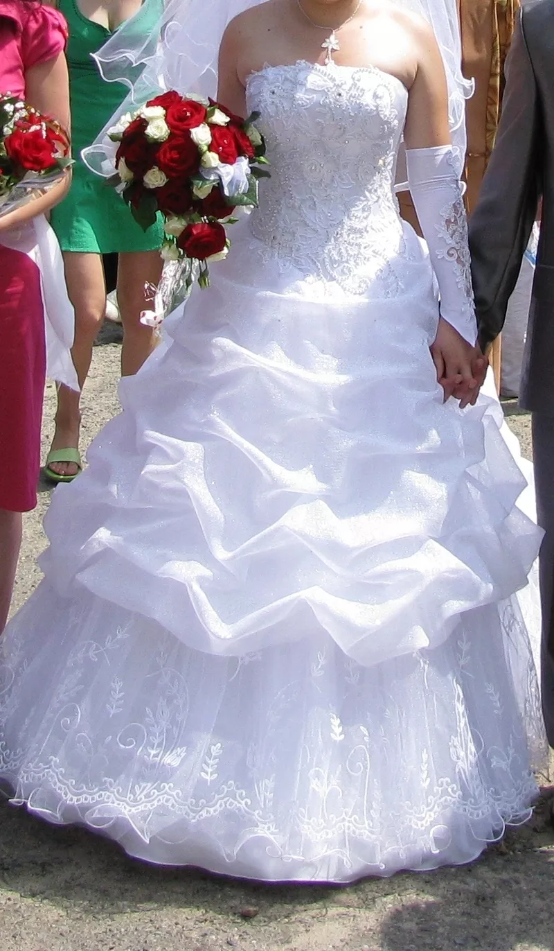 Продам свадебное платье 42-46р 2