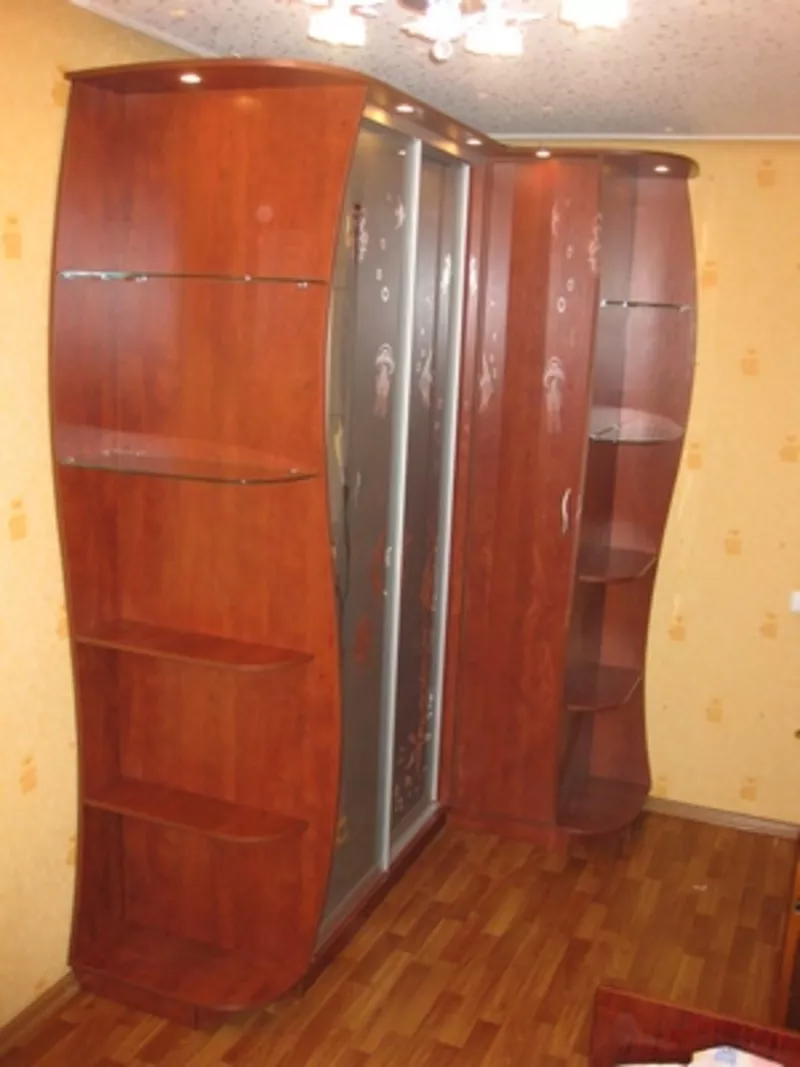 Шкафы-купе встроенные и стационарные, гардеробные комнаты, застройка ниш 3