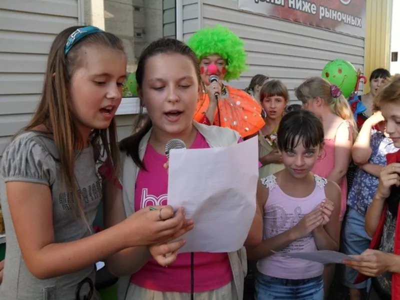 Ведущие для открытия магазинов,  проведение промо-акций Харьков 2