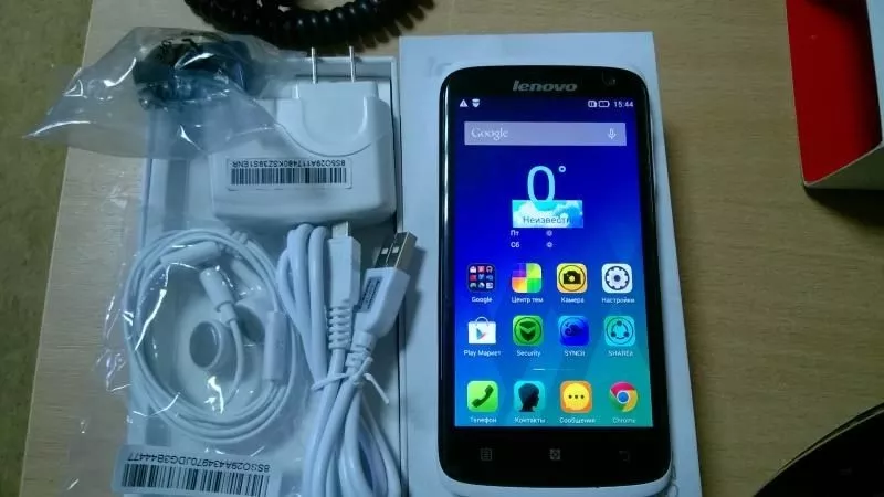 Lenovo S820 (White) (нет wi-fi) 3