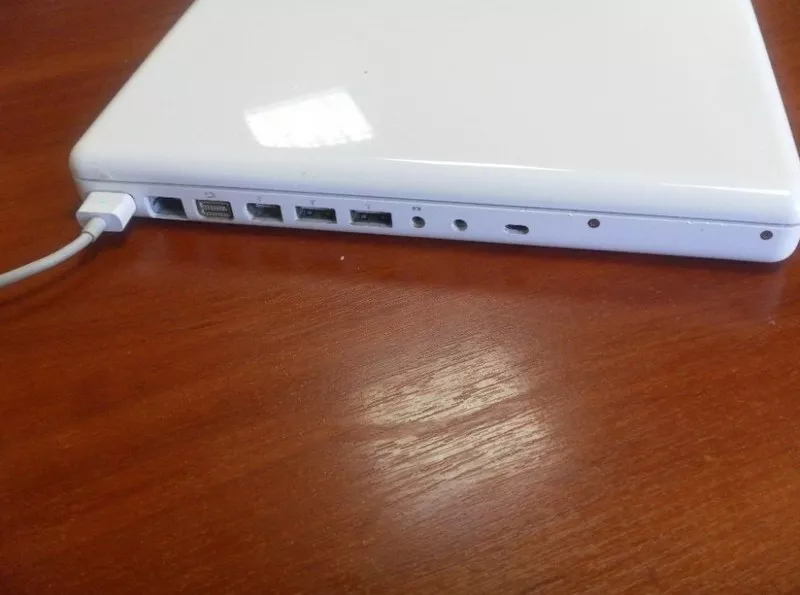 Apple MacBook 11