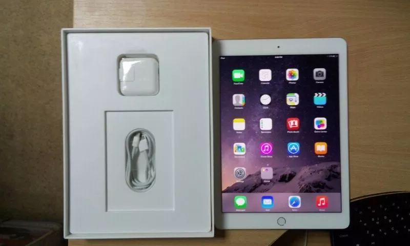 Планшет Apple iPad Air 2 Wi-Fi 16GB Silver (MGLW2)