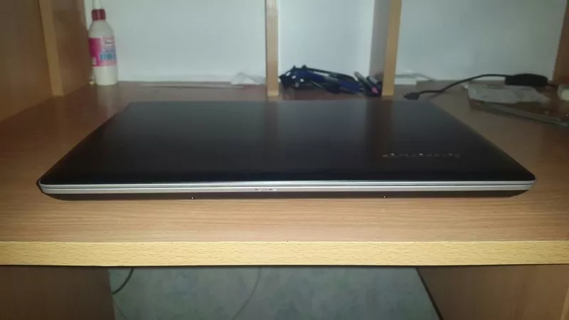 Продам новый ноутбук Lenovo Z41-70 9