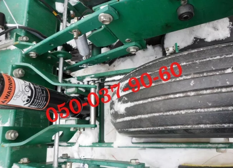 Лучшая цена на сеялку Джон Дир (John Deere) 7000 в Днепре