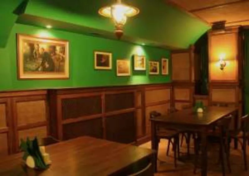Мебель для кафе и ресторанов на заказ в Харькове и области. 