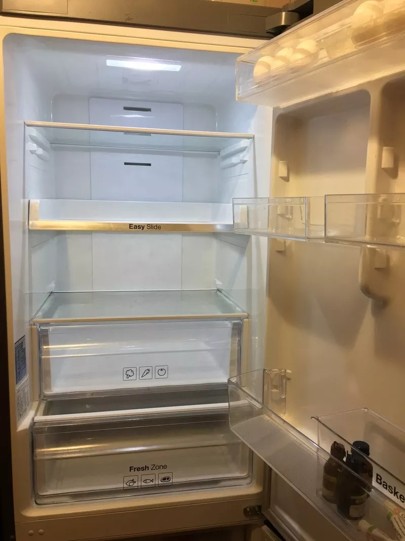 Продам холодильник Samsung RB33J3205SA  5