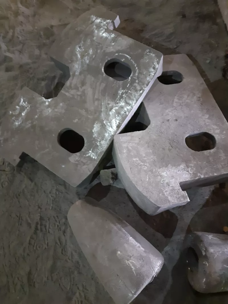 Лиття стандартних і нестандартних деталей за кресленнями 5