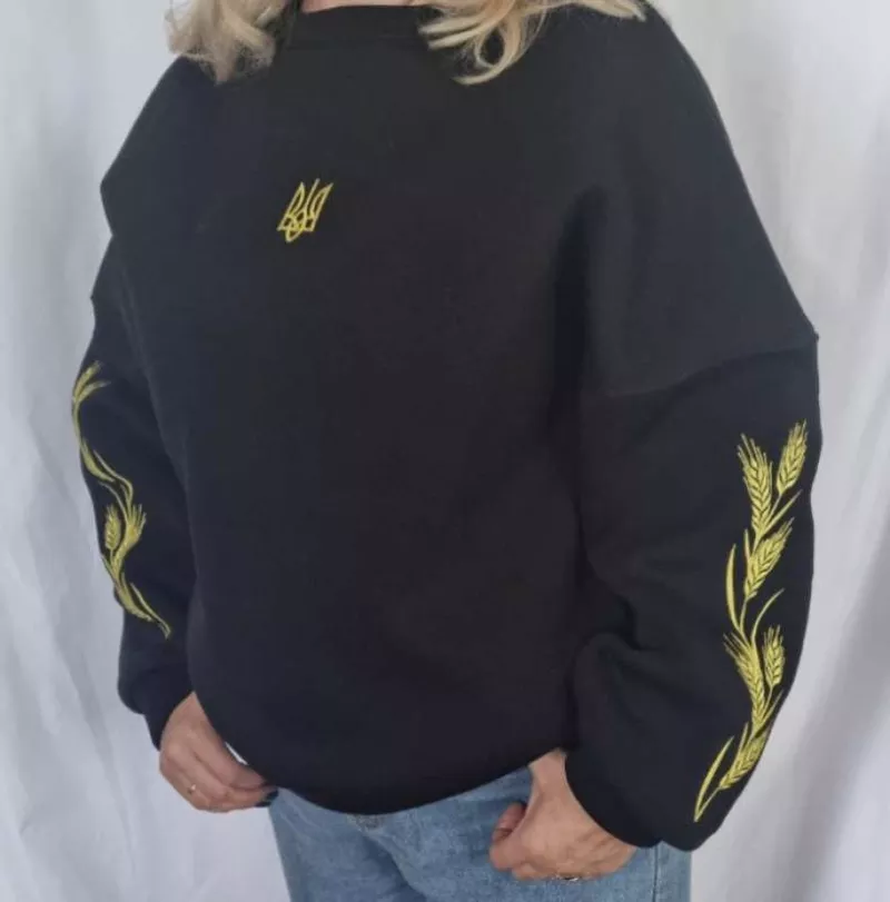 Компʼютерна вишивка та відшив одягу 