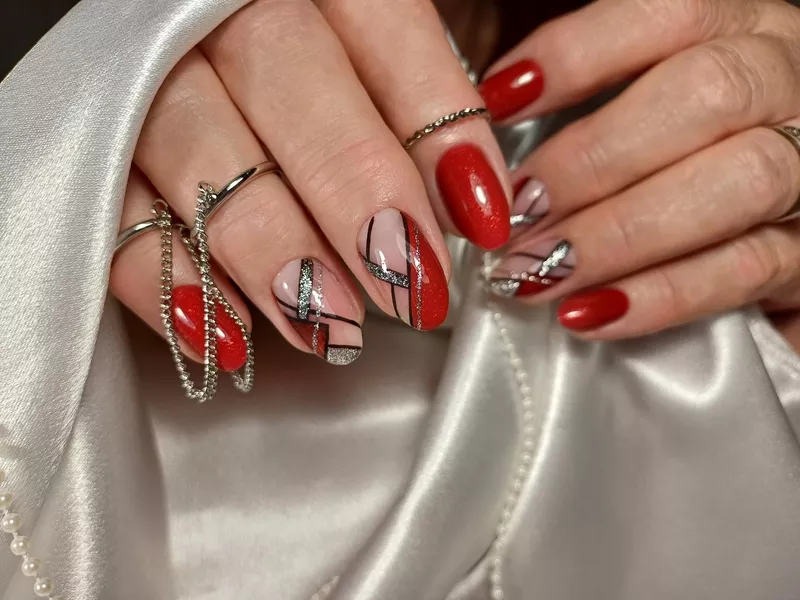 Манікюр, педикюр (вул.Польова) 3