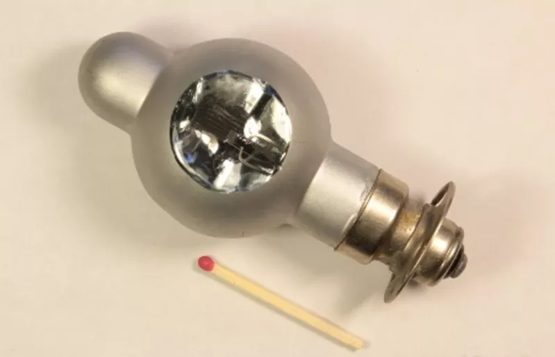 Куплю лампы КЗ-8В 50Вт,  8В 50Вт,  8V 50W. К3-8-50,  K3 8-50